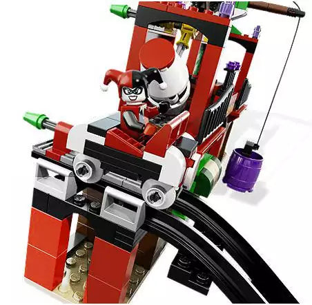 LEGO Super Heroes 6857 Dynamic Duo Funhouse Flucht