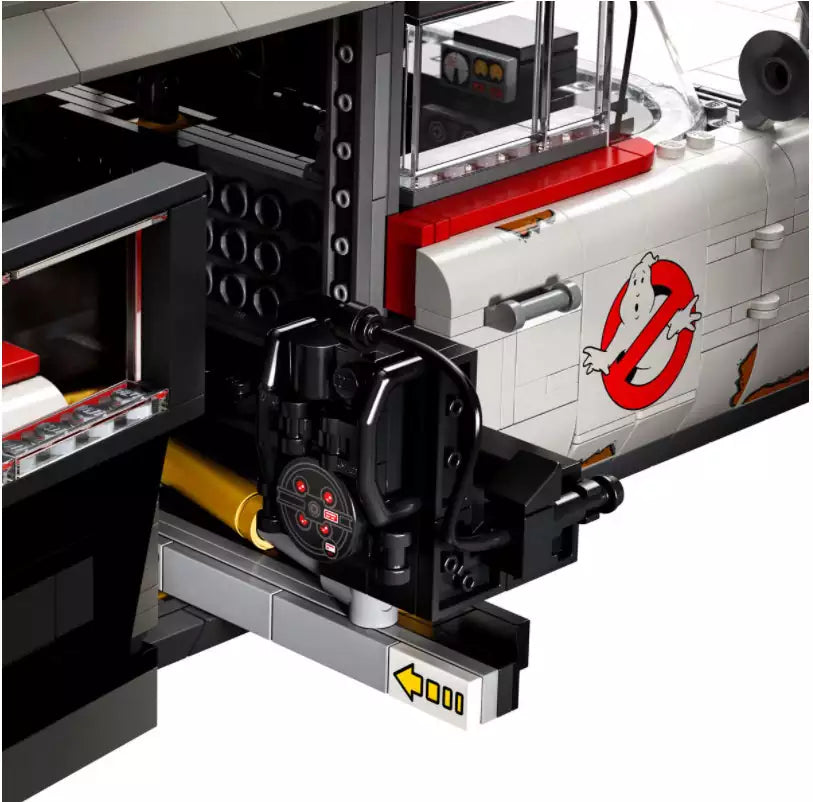 Detail 2: LEGO Creator 10274 Ghostbusters ECTO-1