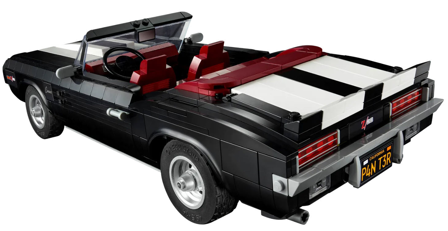 Detail 2: LEGO Icons 10304 Chevrolet Camaro Z28