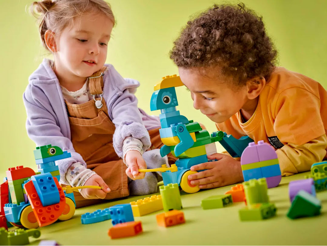 Detail 1: LEGO DUPLO 10451 Dinos auf Rädern 3-in-1-Set