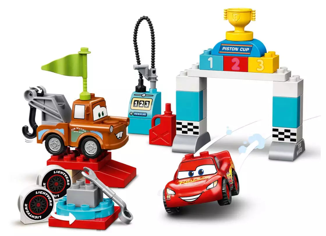 Inhalt: LEGO DUPLO Cars 10924 Lightning McQueens großes Rennen
