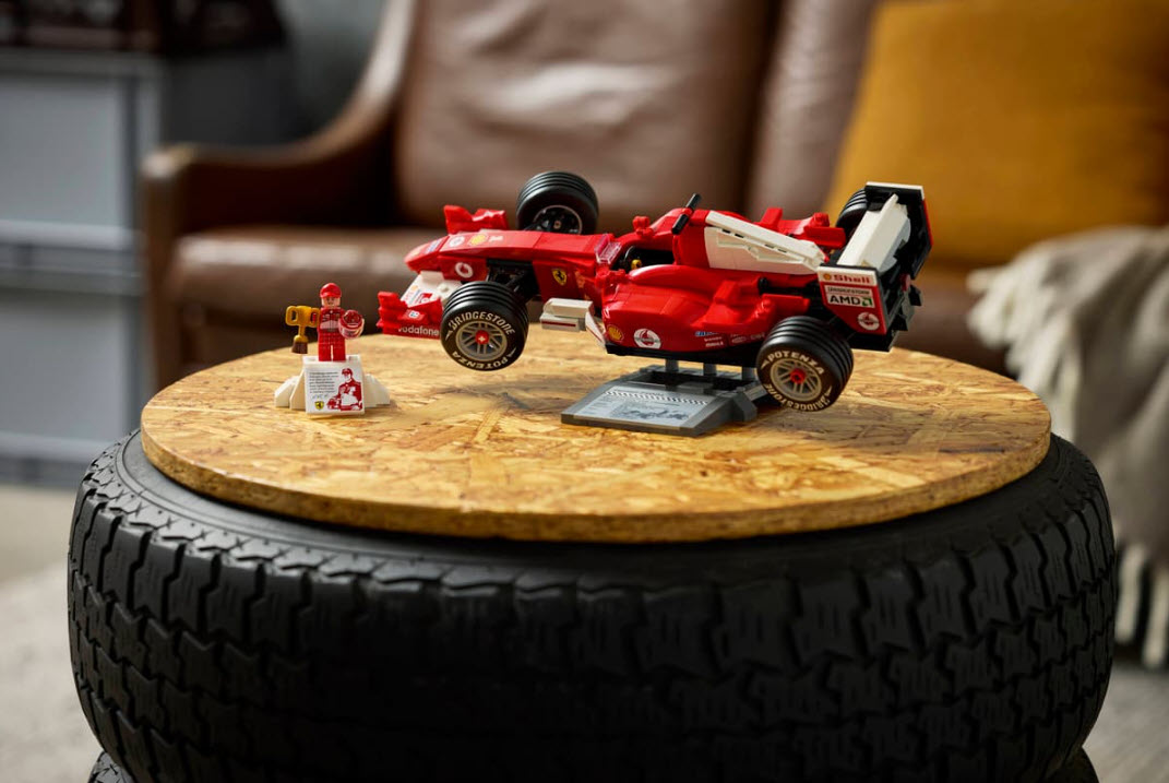 Detail 3: LEGO Icons 11375 Ferrari F2004 und Michael Schumacher