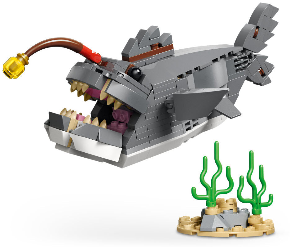 Alternativmodell 1: LEGO Creator 31381 Wilder Hai mit Schatztruhe