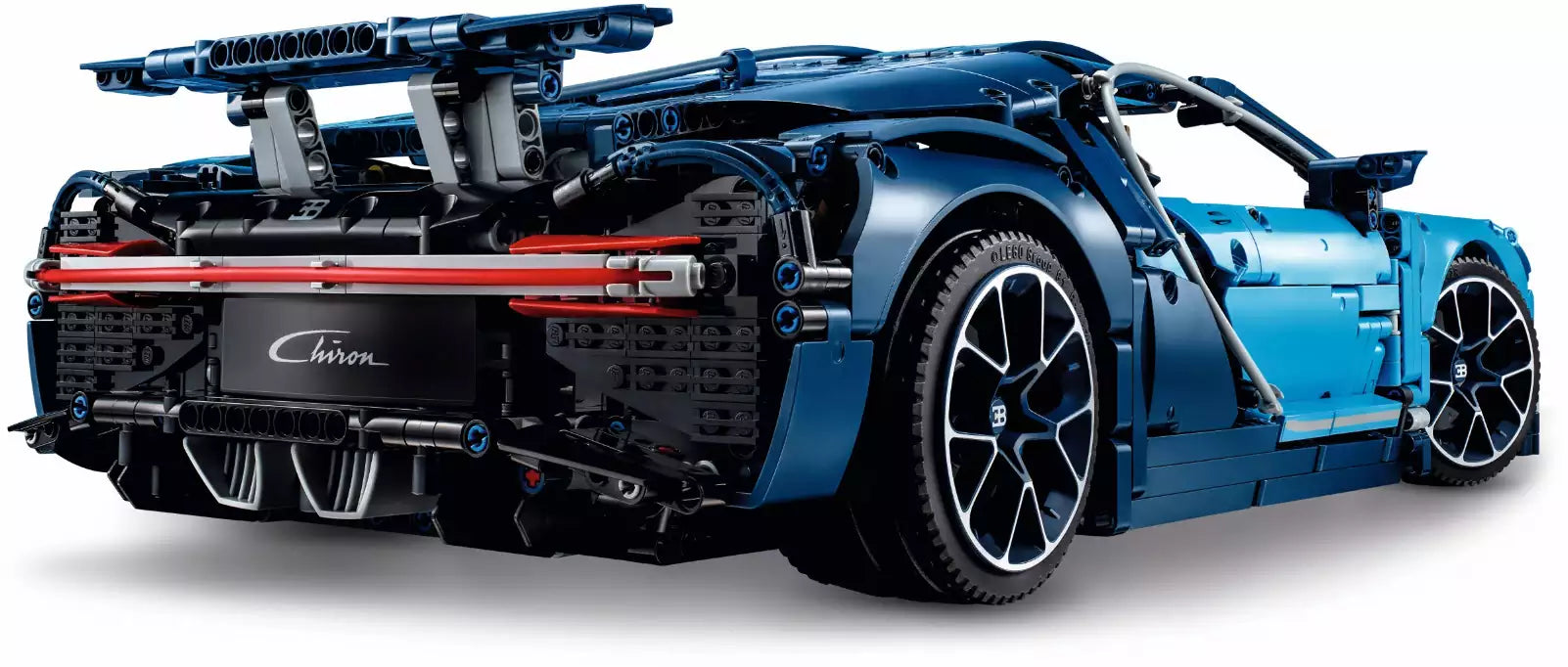 Detail 1: LEGO Technic 42083 Bugatti Chiron
