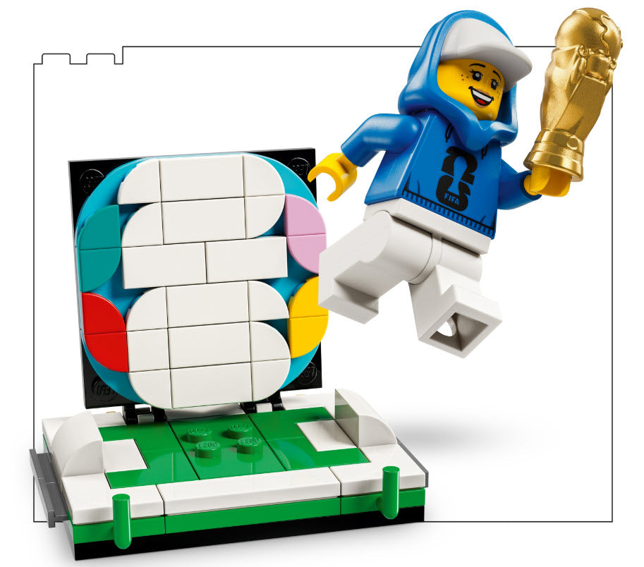 Detail 1: LEGO Editions 43020 Offizieller Pokal der FIFA Fußball-Weltmeisterschaft