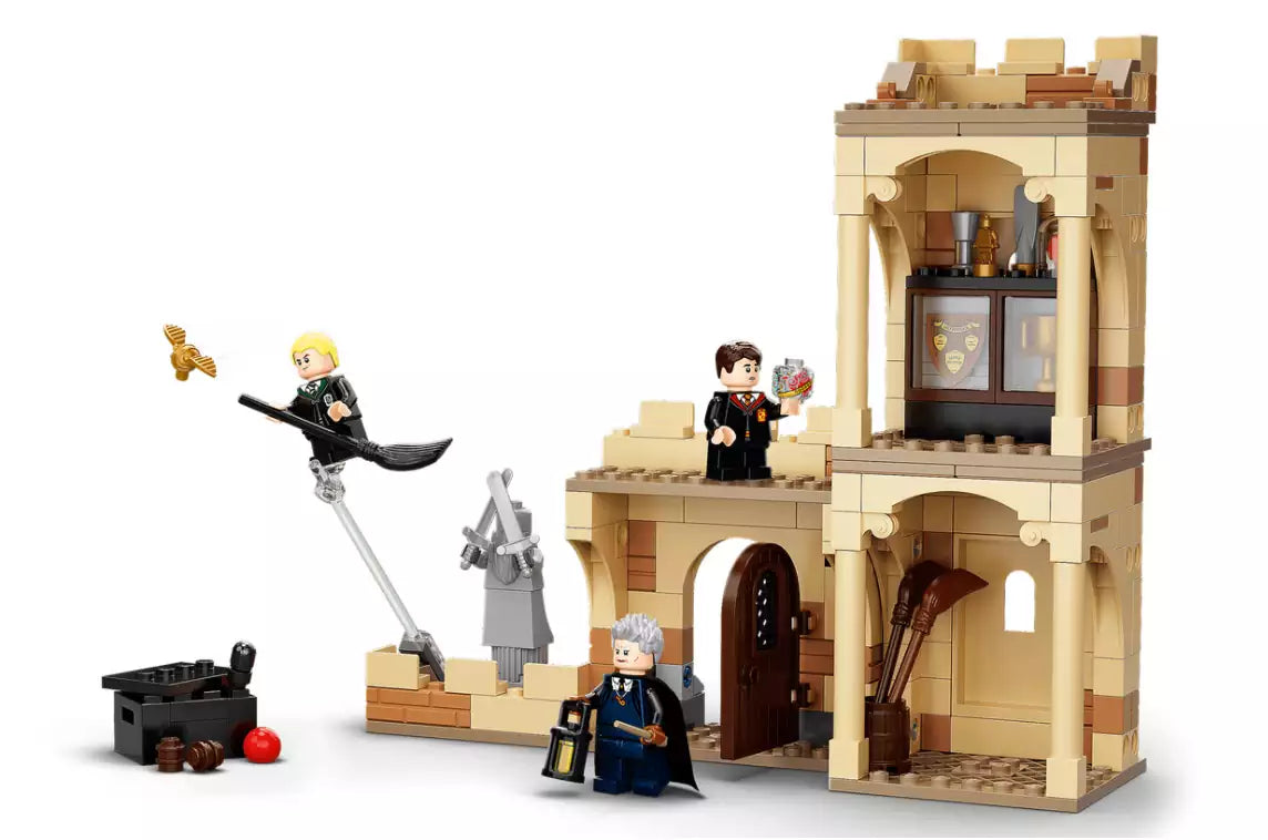 Detail 1: LEGO Harry Potter 76395 Hogwarts: Erste Flugstunde