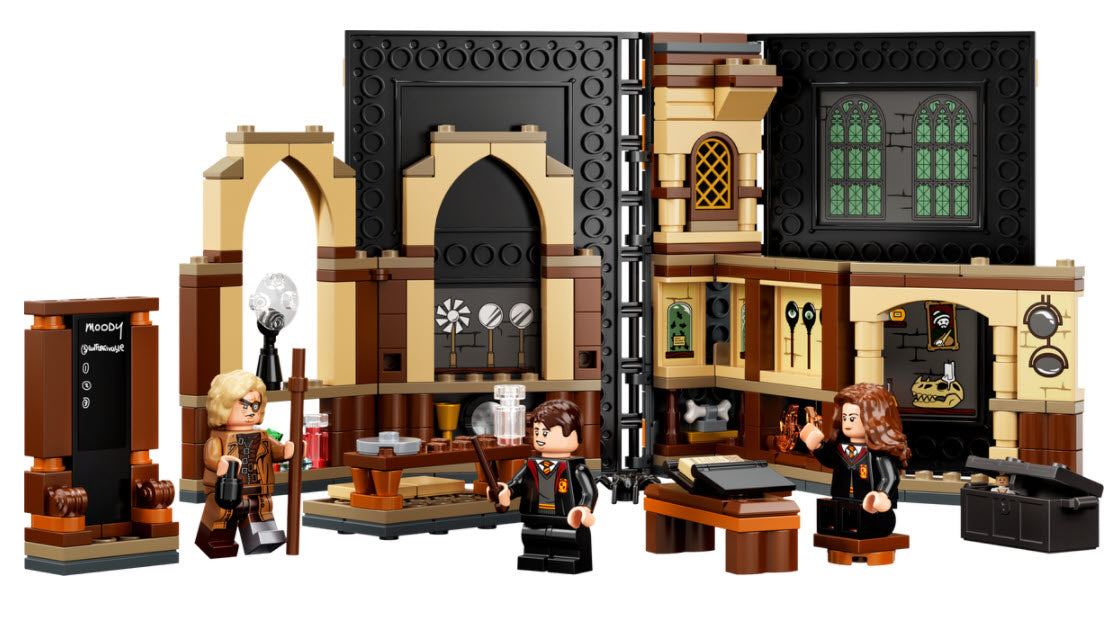 Inhalt: LEGO Harry Potter 76397 Hogwarts Moment: Verteidigungsunterricht