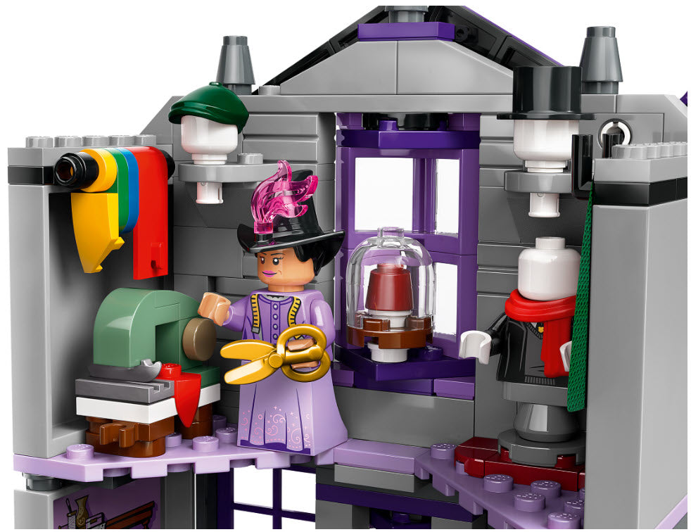 Detail 2: LEGO Harry Potter 76439 Ollivanders & Madam Malkins Anzüge