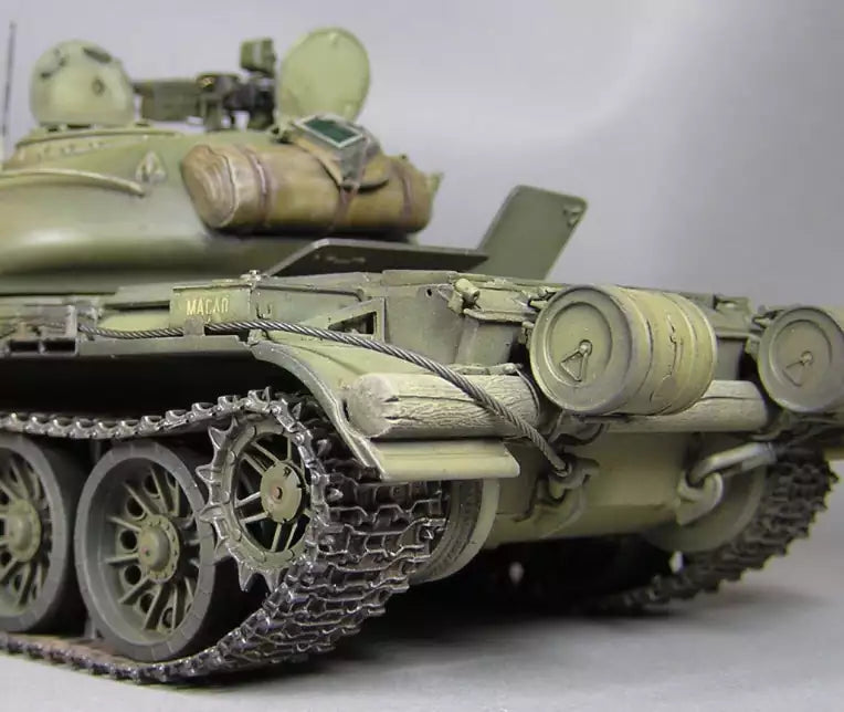 MiniArt 37004 T-54-2 Soviet Medium Tank Mod. 1949 with Interior Kit, 1:35
