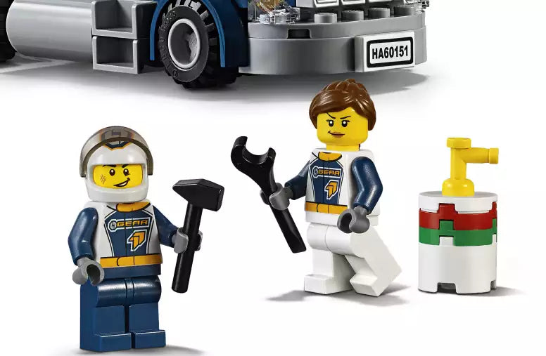 LEGO City 60151 Dragster-Transporter, Minifiguren