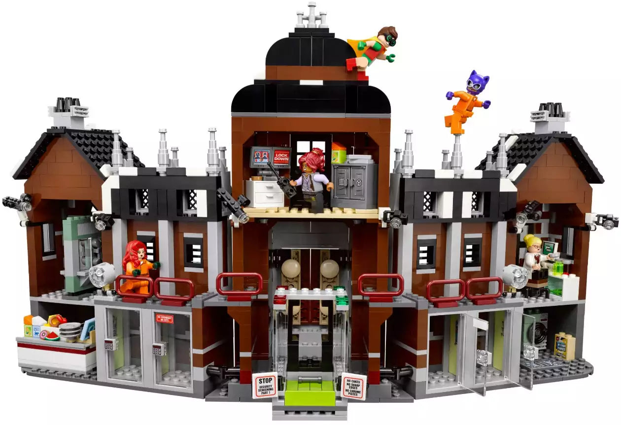 The LEGO Batman Movie 70912 Arkham Asylum, Detail 2