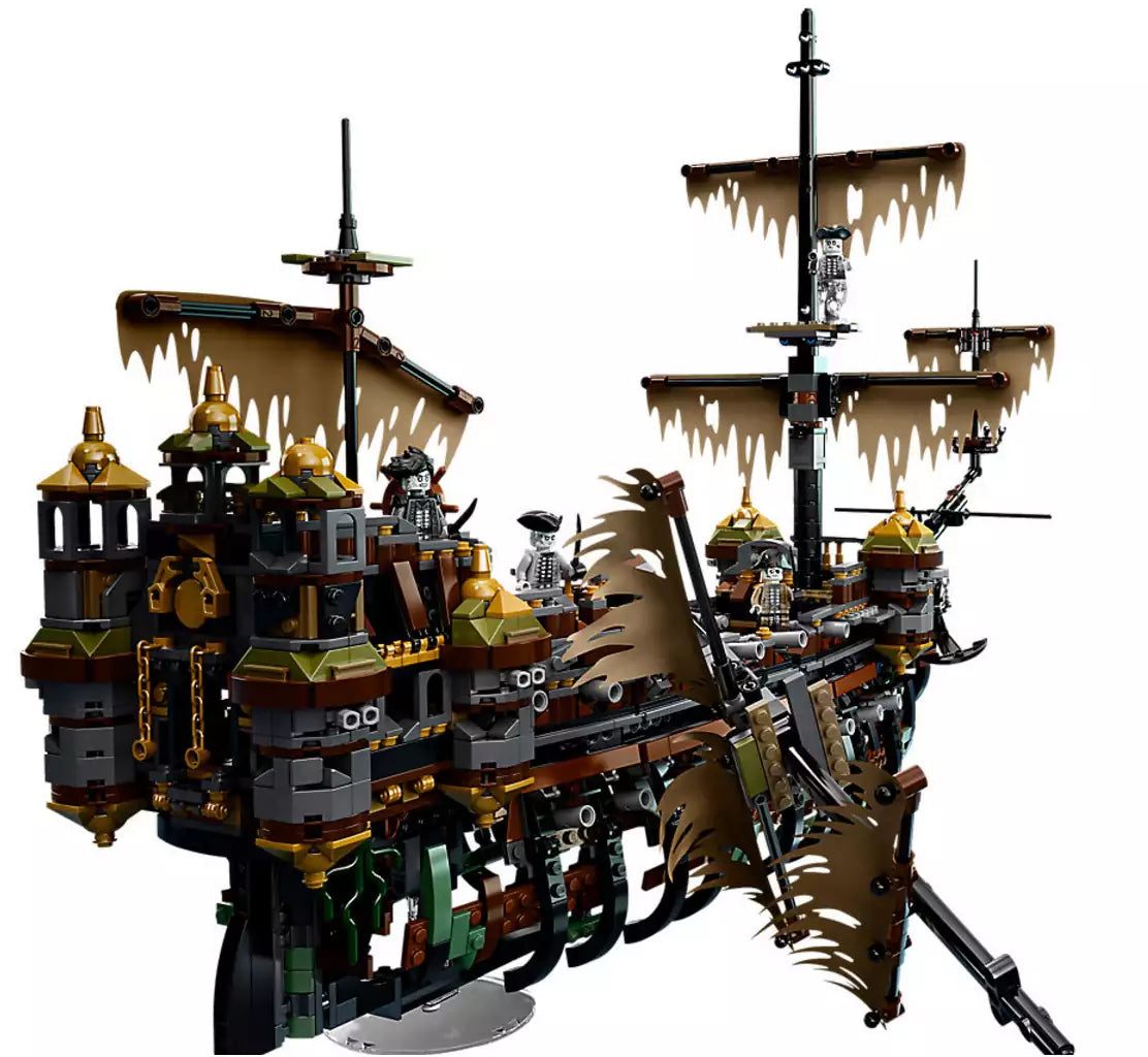 LEGO Pirates of the Caribbean 71042 Silent Mary, Detail 2
