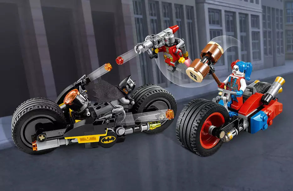 LEGO Super Heroes 76053 Batcycle-Verfolgungsjagd in Gotham City, Ansicht 2