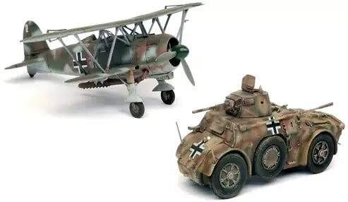 Inhalt:Supermodel (Italeri) 10501 Fiat CR.42 LW and Autoblinda AB41, 1:48