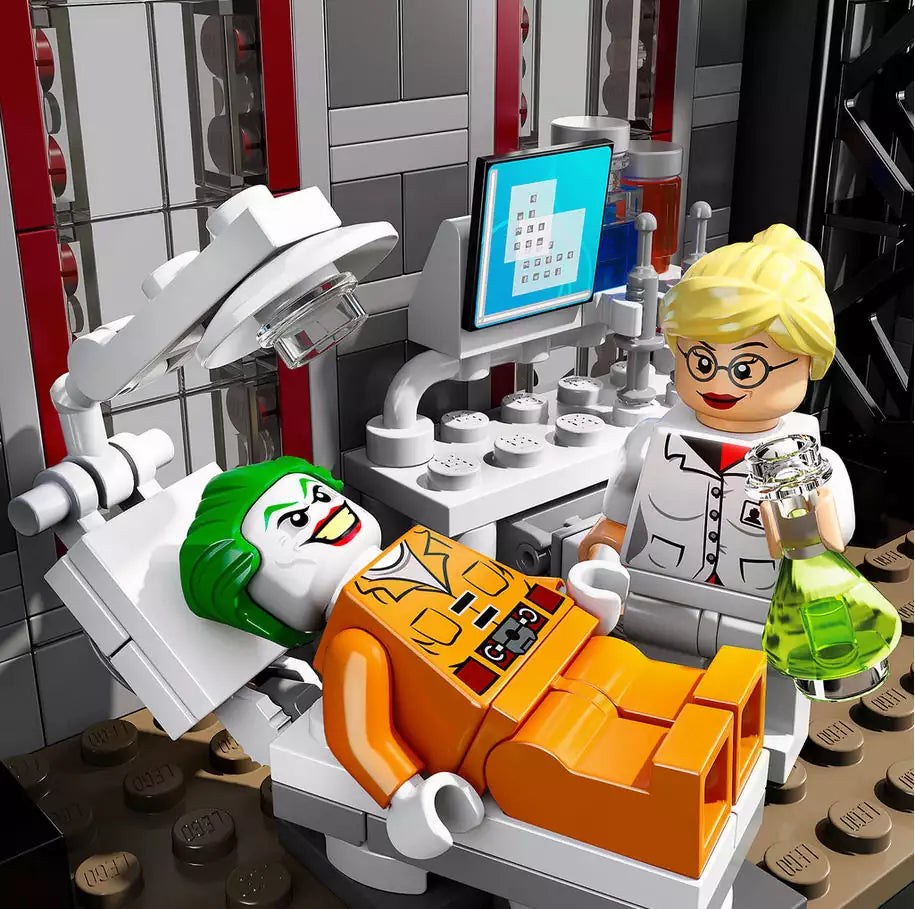 LEGO Super Heroes 10937 Arkham Asylum