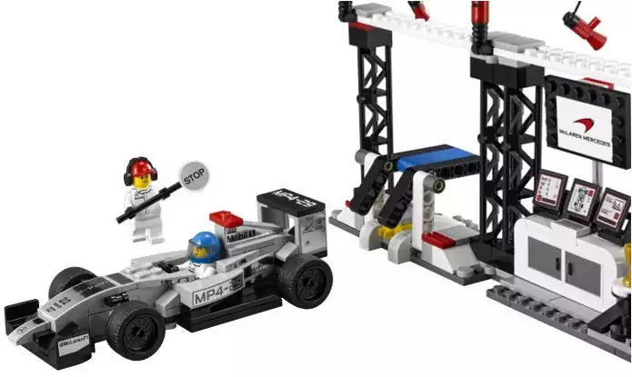 LEGO Speed Champions 75911 McLaren Mercedes Boxenstopp, Detail 2