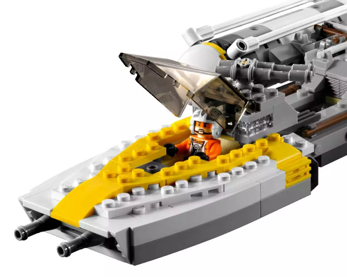 LEGO Star Wars 9495 Gold Leaders Y-Wing Starfighter