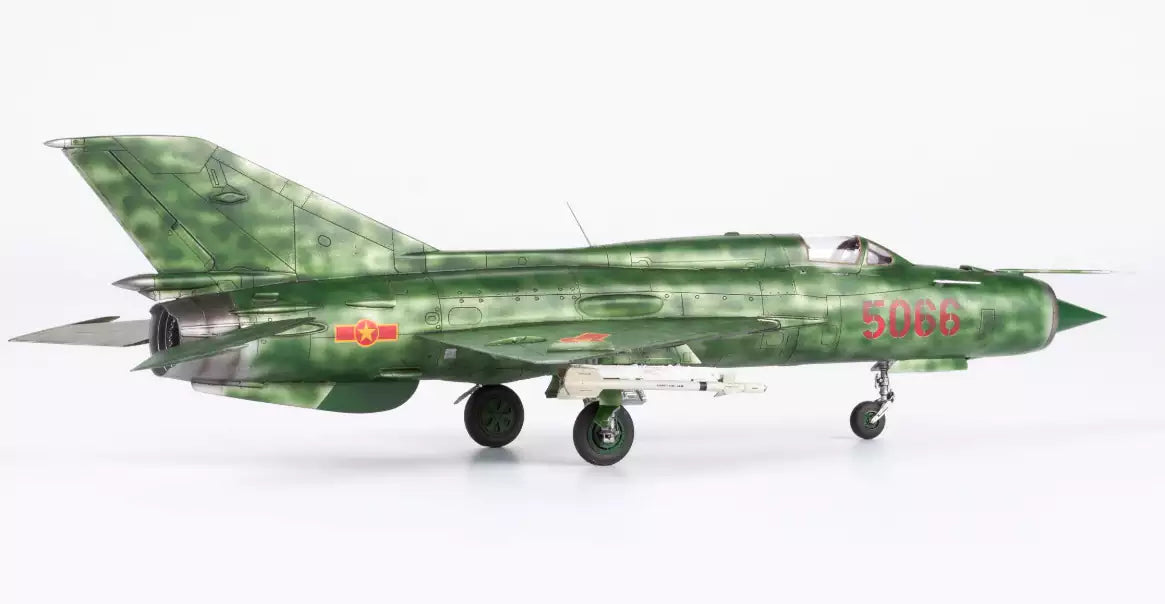 Eduard 11115 Vietnam - MIG-21PFM - Limited Edition, 1:48