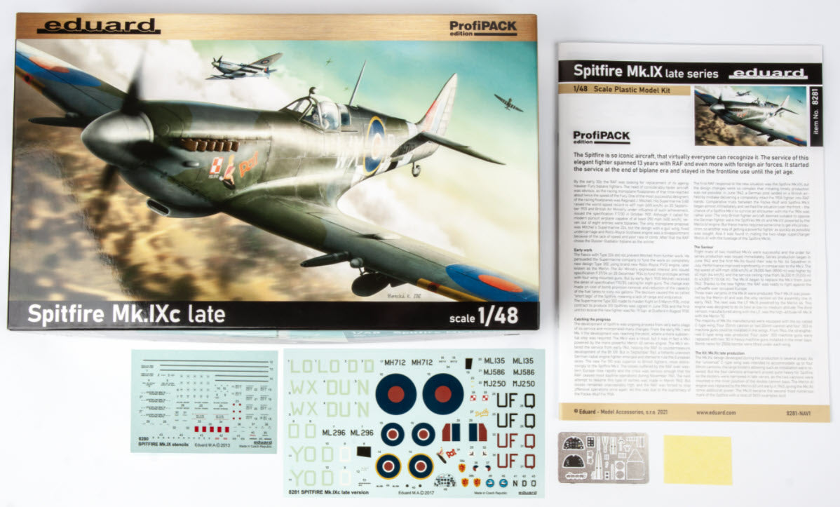 Inhalt: Eduard 8281 Supermarine Spitfire Mk.IXc late version, ProfiPACK-Edition,  1:48