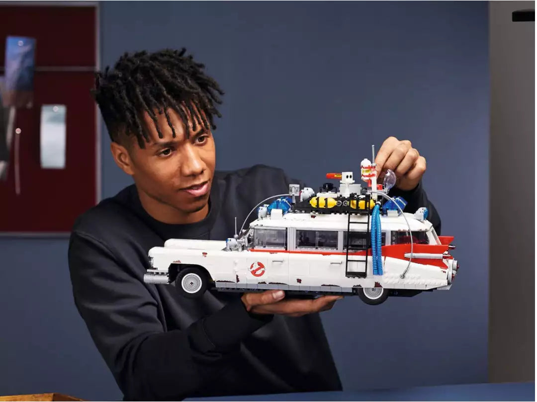 Detail 3: LEGO Creator 10274 Ghostbusters ECTO-1