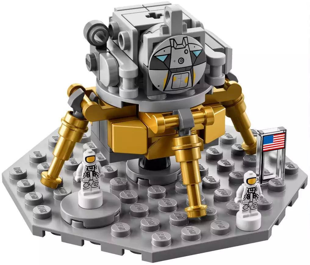 LEGO Ideas 21309 NASA Apollo Saturn V, Lunar Orbiter