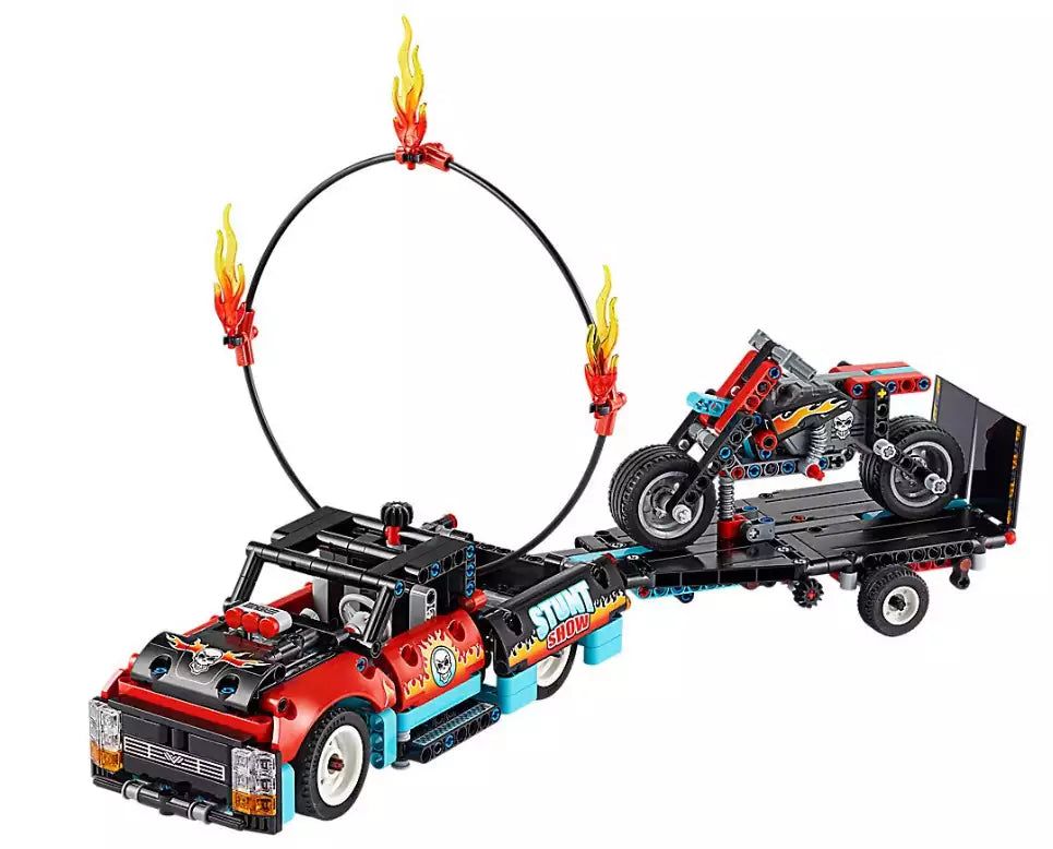 Hauptmodell: LEGO Technic 42106 Stunt-Show mit Truck und Motorrad