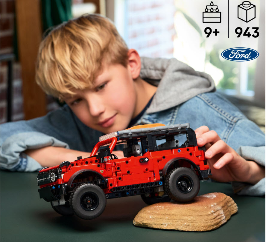 Detail 3: LEGO Technic 42213 Ford Bronco Offroader