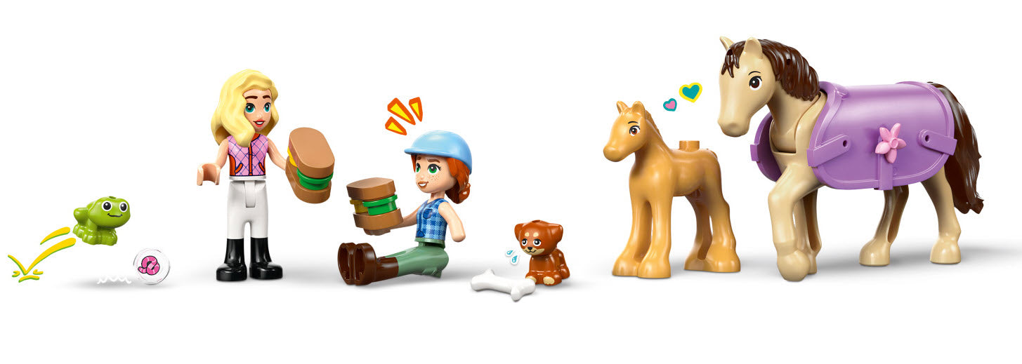 Minifiguren: LEGO Friends 42695 Pferd und Fohlen mit Pferdeanhänger