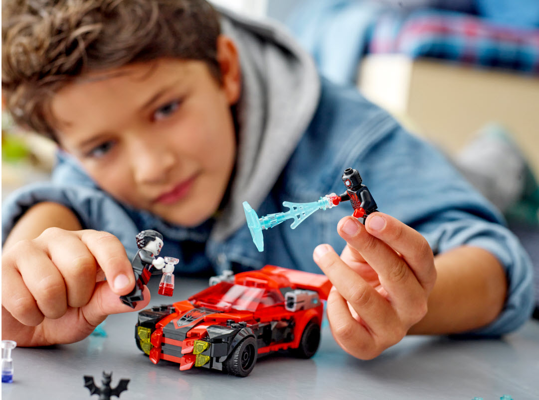Detail 2: LEGO Super Heroes 76244 Miles Morales vs. Morbius
