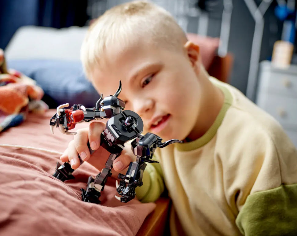 Detail 2: LEGO Super Heroes 76276 Venom Mech vs. Miles Morales