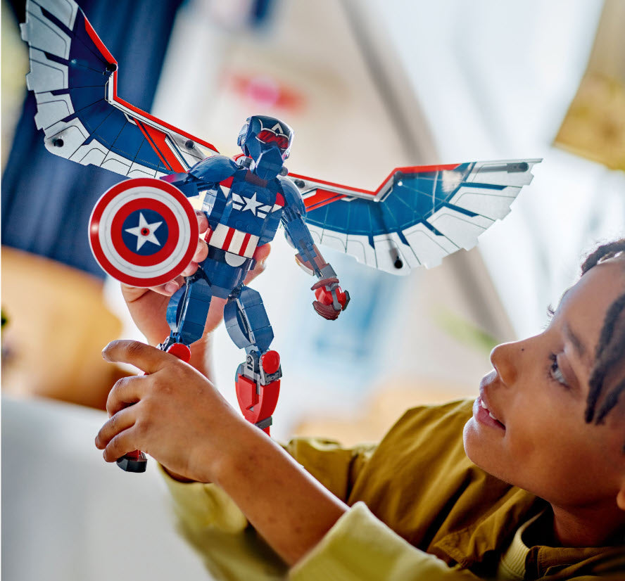 Detail 1: LEGO Super Heroes 76296 New Captain America Baufigur