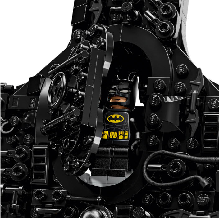 Detail 1: LEGO Super Heroes 76330 Batman Logo