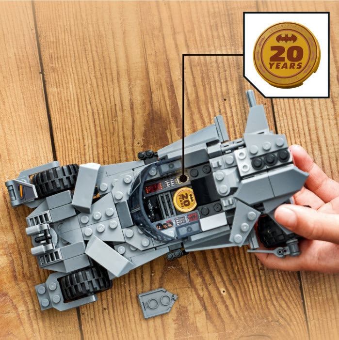 Detail 2: LEGO Super Heroes 76331 Batman vs. Superman: Batmobil