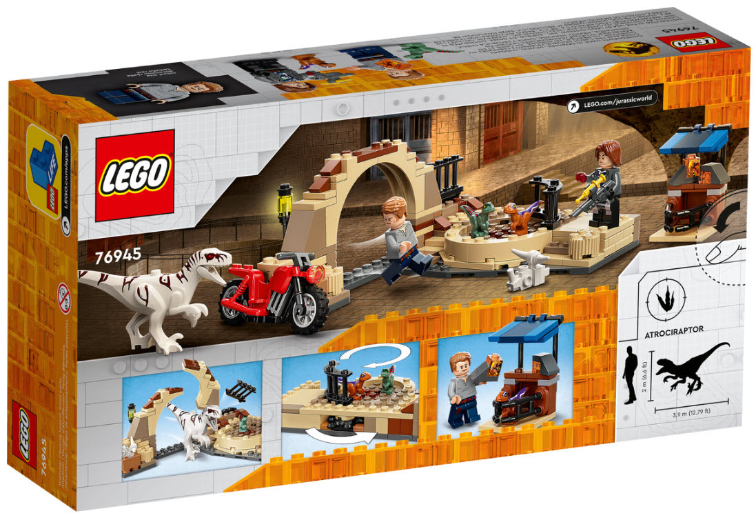 Box Rückansicht: LEGO Jurassic World 76945 Atrociraptor: Motorradverfolgungsjagd