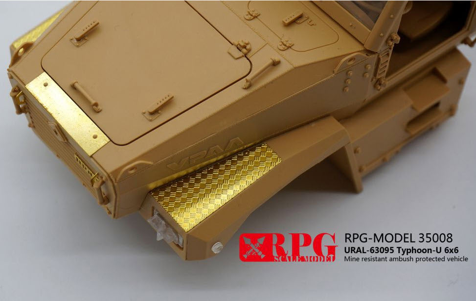 RPG-Model 35008 Russian URAL 63095 Typhoon-U MRAP, 1:35