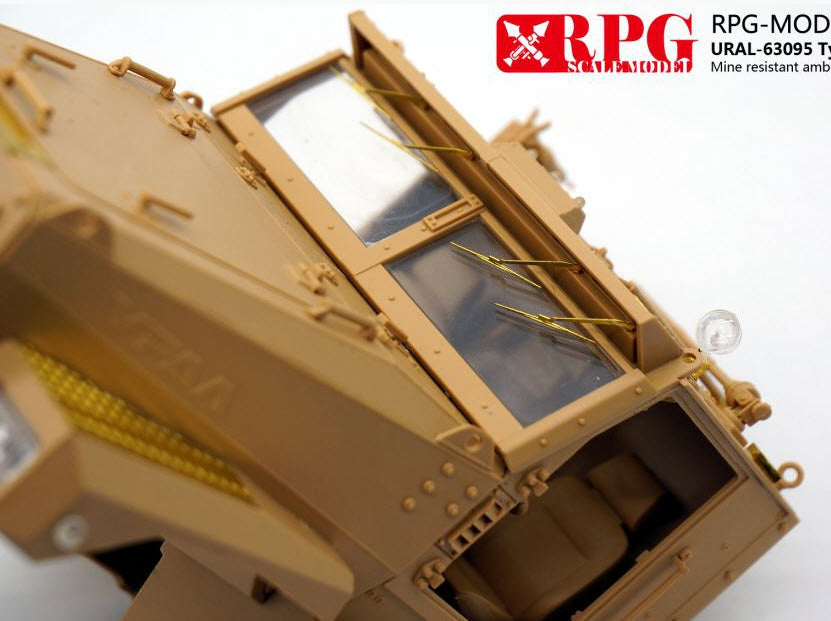 RPG-Model 35008 Russian URAL 63095 Typhoon-U MRAP, 1:35