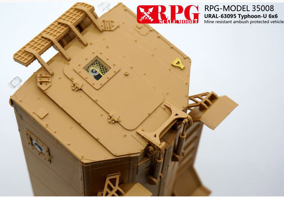 RPG-Model 35008 Russian URAL 63095 Typhoon-U MRAP, 1:35