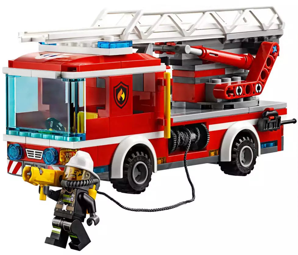 LEGO City 60107 Feuerwehrfahrzeug mit fahrbarer Leiter, Detail 1