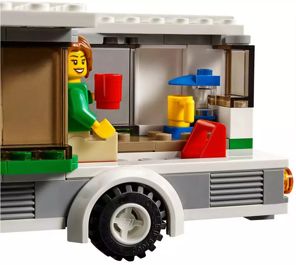 LEGO City 60117 Van & Wohnwagen, Innenansicht