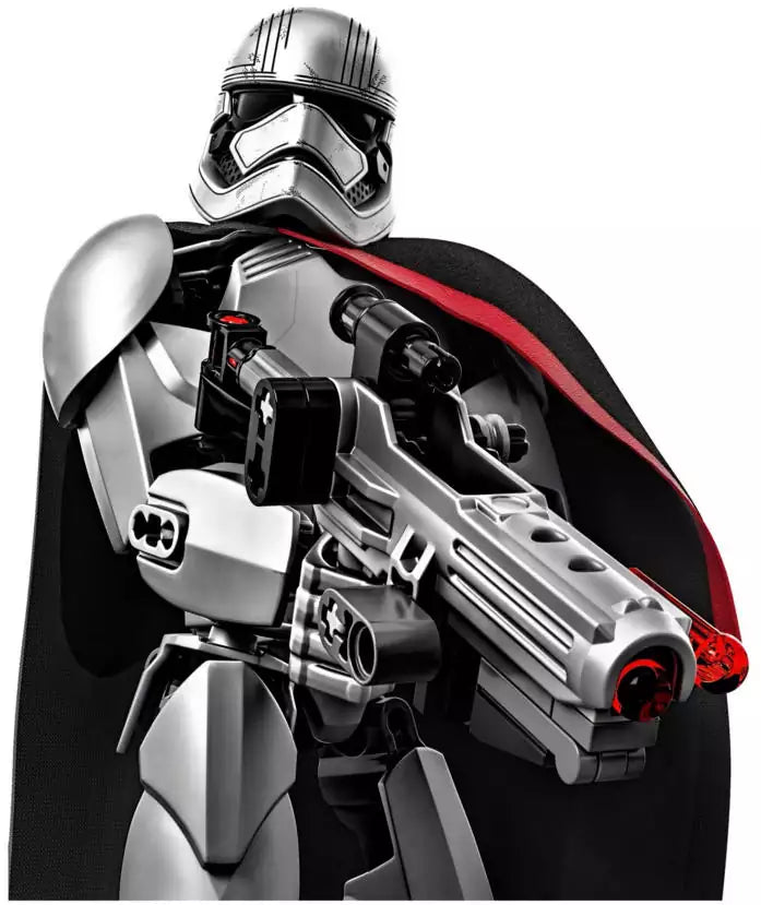 LEGO Star Wars 75118 Captain Phasma, Detail 2