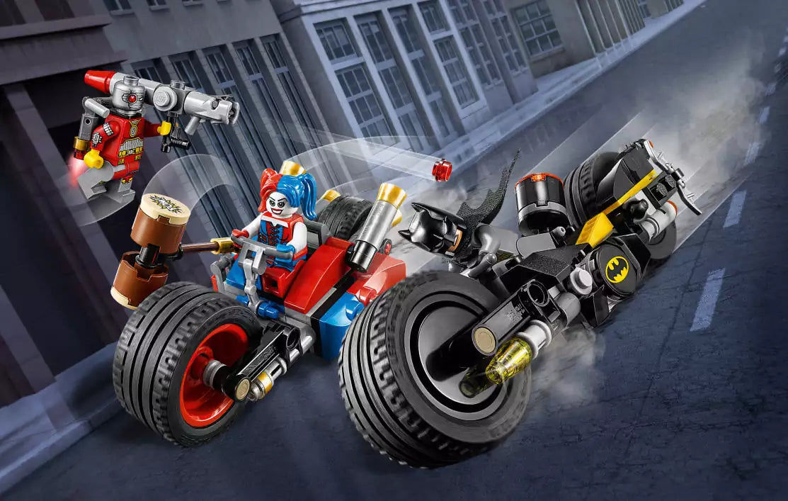 LEGO Super Heroes 76053 Batcycle-Verfolgungsjagd in Gotham City, Ansicht 1